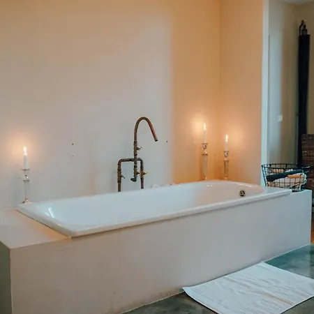 Ferienhaus Auf Idyllischem Landsitz Mit Parkanlage *