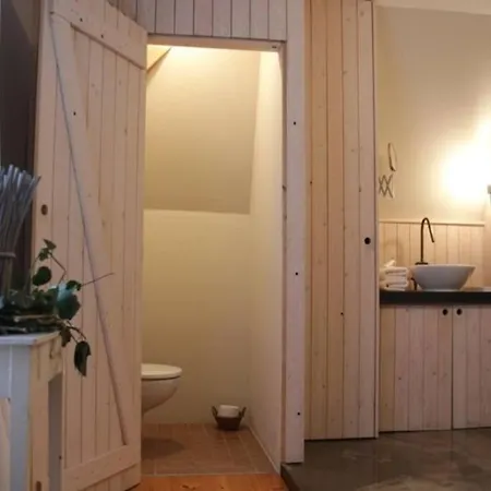 Auf Idyllischem Landsitz Mit Parkanlage Ferienhaus Negernboetel