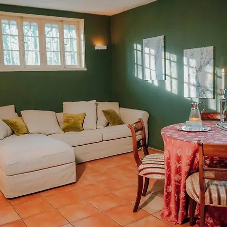 Auf Idyllischem Landsitz Mit Parkanlage Ferienhaus Negernboetel