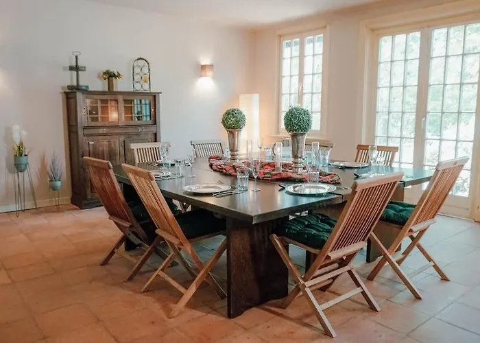 Vakantiehuis Auf Idyllischem Landsitz Mit Parkanlage