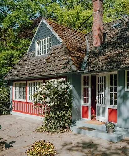 Vakantiehuis Auf Idyllischem Landsitz Mit Parkanlage